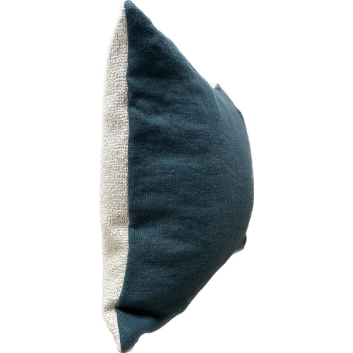 coussin-rectangle-bleu-canard-debout